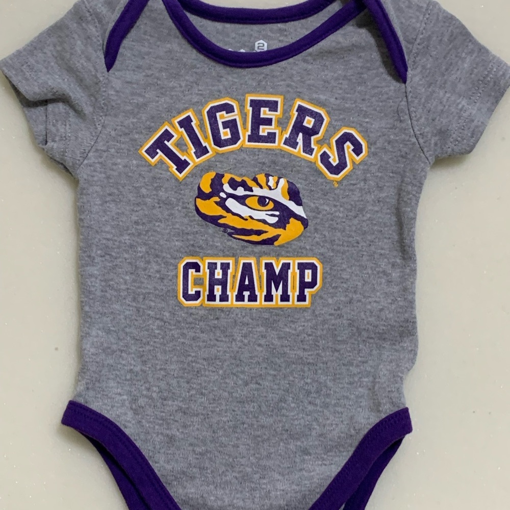LSU Champs Bodysuit size 6/9 months
